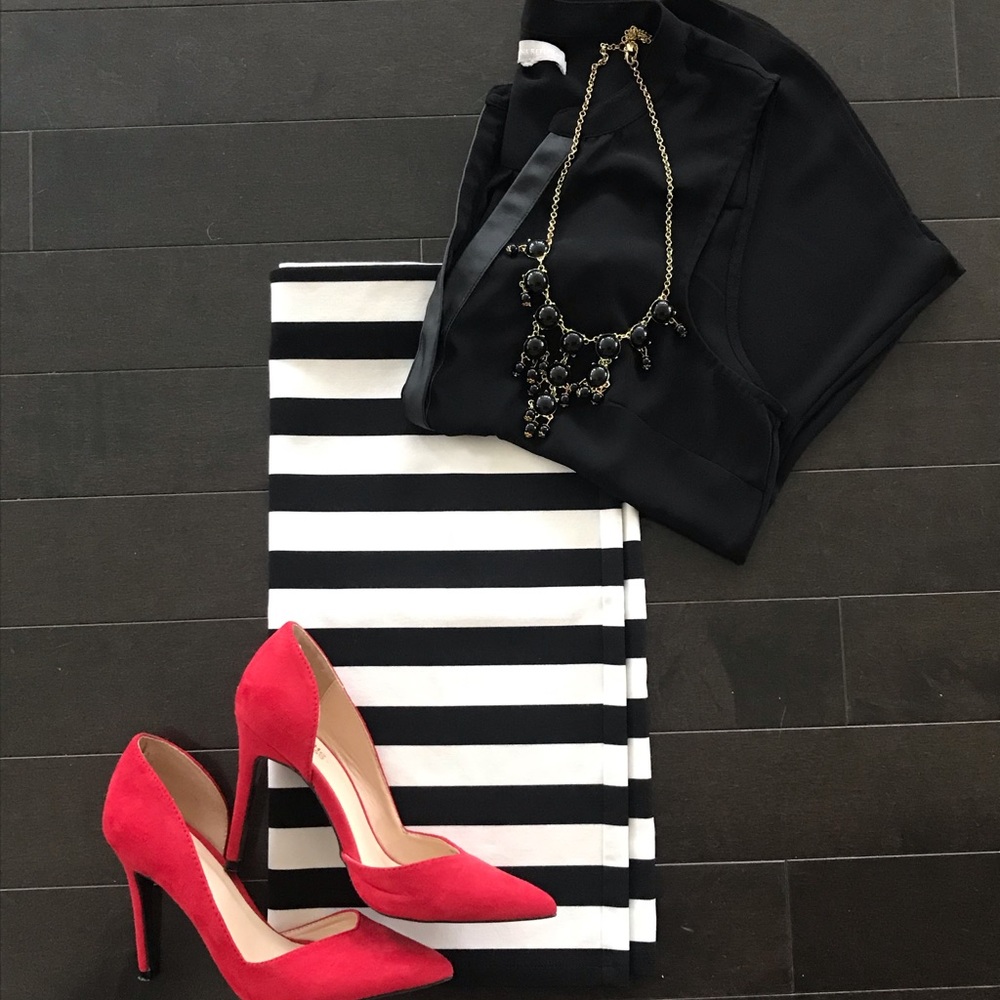 Black and Cream Striped Ann Taylor LOFT Skirt